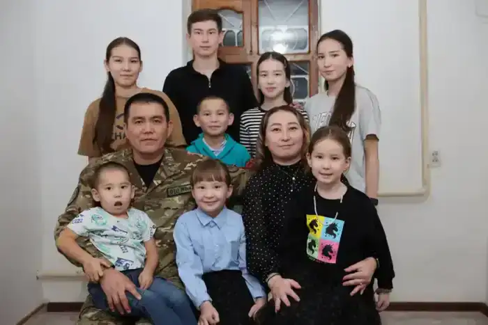 Отец восьмерых детей служит в Национальной гвардии МВД РК (6)
