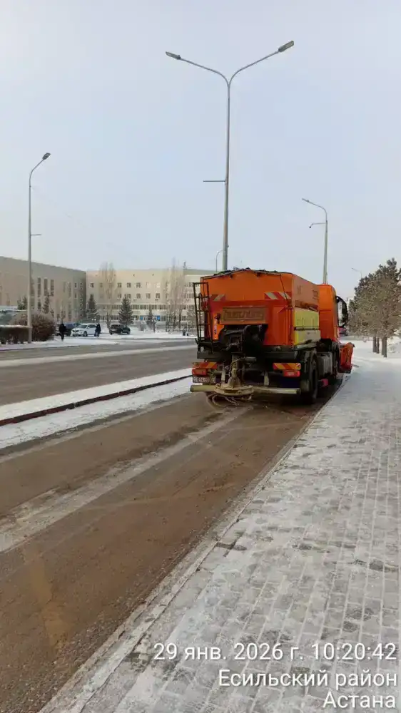 Из Астаны вывезено около 3,3 млн кубометров снега (6)