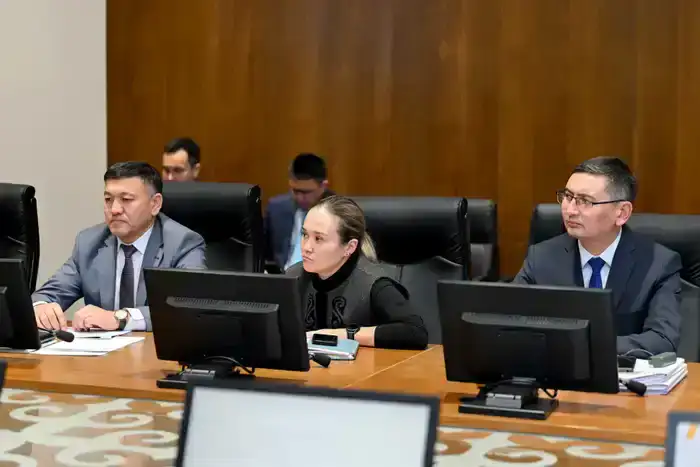 В области Абай обсудили актуальные вопросы сферы образования (9)