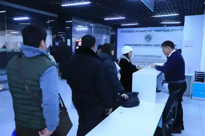 Открытый диалог и цифровые сервисы: в Карагандинской области прошла акция «Азбука правопорядка» (6)