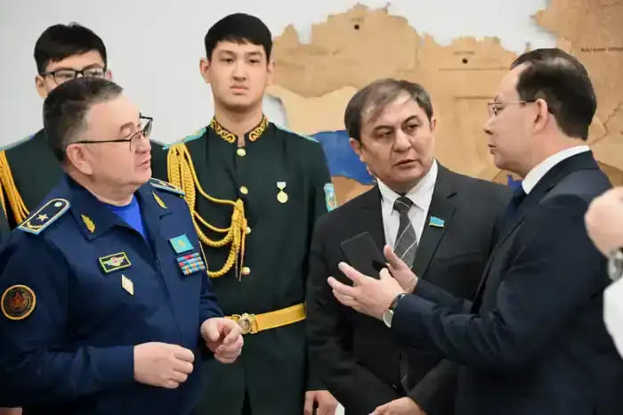 Генерал и школьники: мост между армией и обществом!