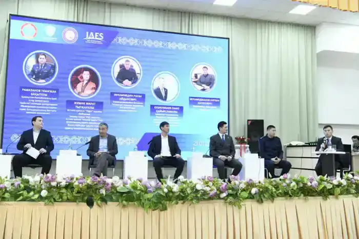 «Быть настоящим мужчиной - честь и ответственность»: в Астане прошел слет отцов (7)