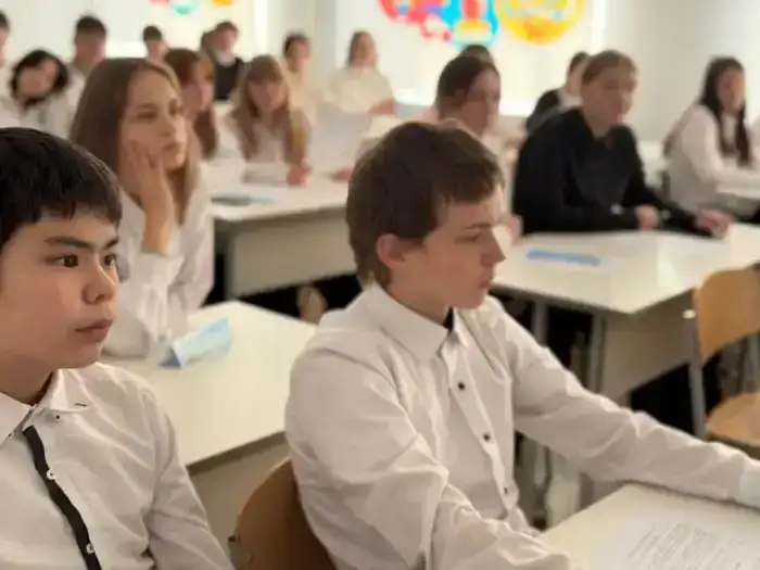 Сетевой щит: подросткам Риддера рассказали о защите в интернете