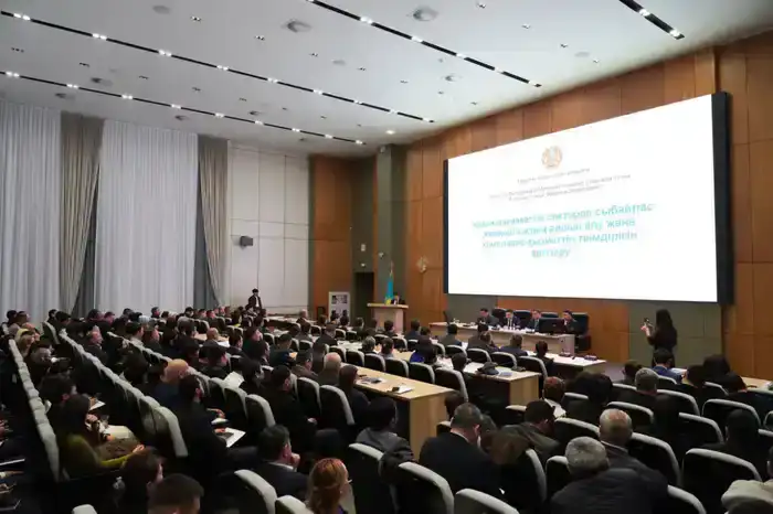 В ТУРКЕСТАНЕ ОБСУДИЛИ ВОПРОСЫ ПРЕДУПРЕЖДЕНИЯ КОРРУПЦИИ В КВАЗИГОСУДАРСТВЕННОМ СЕКТОРЕ (3)