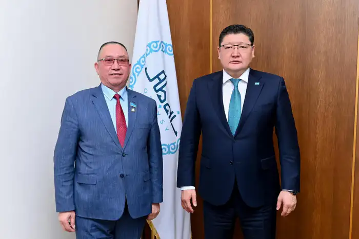 Аким области встретился с депутатом Мажилиса Парламента Нурланом Ауесбаевым (3)