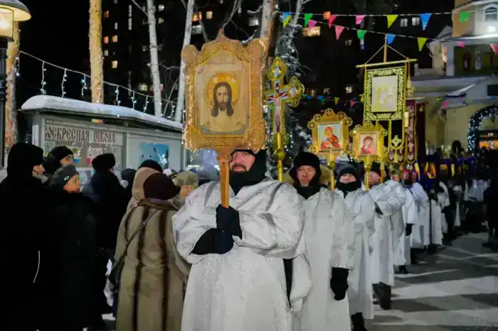 В Астане проходят крещенские купания (7)