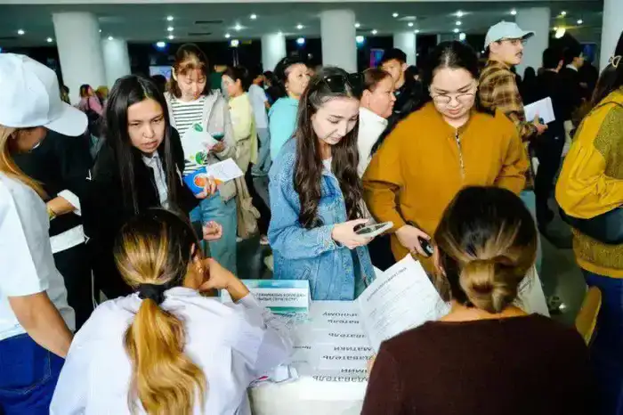 Более 17 тысяч человек охвачено мерами занятости в Астане в прошлом году (3)