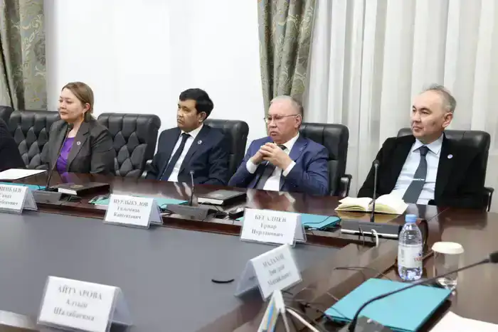В Высшем Судебном Совете состоялось аппаратное совещание, посвящённое конституционным реформам и деятельности Конституционной комиссии