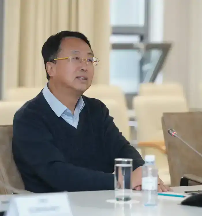 В ТУРКЕСТАНСКОЙ ОБЛАСТИ ПРОВЕДЕНЫ ПЕРЕГОВОРЫ С ИНВЕСТОРАМИ ПО РЕАЛИЗАЦИИ ВАЖНЫХ ПРОЕКТОВ (3)