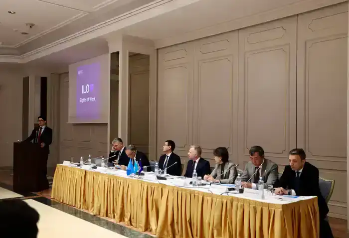 Эксперты обсуждают достойный труд в Астане