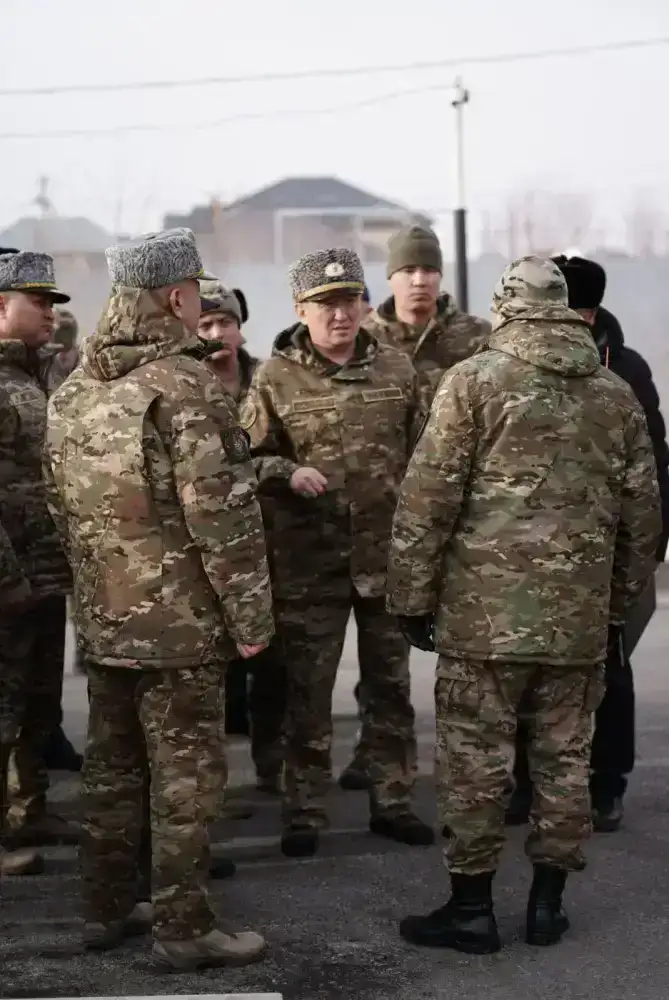 Министр обороны ознакомился с работой воинских формирований Кызылординской области (4)