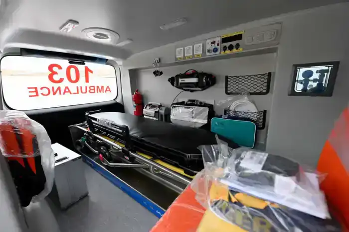 Станция скорой медицинской помощи города Семей получила новые санитарные автомобили (8)