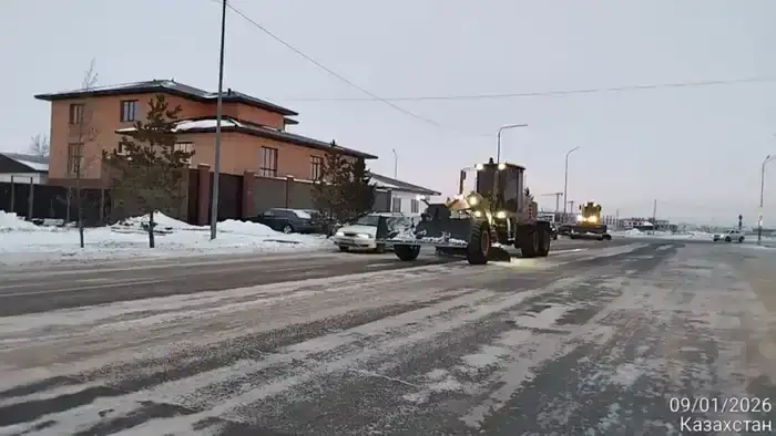 Более двух миллионов кубометров снега вывезли из Астаны с начала зимы (7)