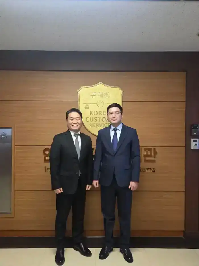 Представитель КГД МФ РК встретился с директором Таможни аэропорта Инчхон (4)