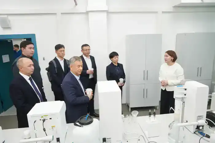 KOZYBAYEV UNIVERSITY ПРИВЛЕКАЕТ КИТАЙСКИЕ ИНВЕСТИЦИИ ДЛЯ РАЗВИТИЯ АГРАРНОЙ НАУКИ И ПРОИЗВОДСТВА (10)