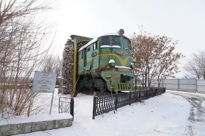 Аким Туркестанской области ознакомился с планом превращения привокзальной территории в туристическую зону