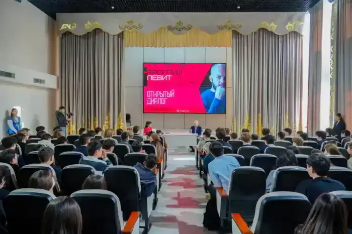 «Закон и порядок»: в Астане известный боксер встретился со школьниками (7)