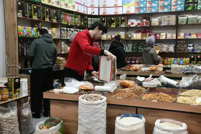 Сельскохозяйственная ярмарка в Астане: фермеры из разных регионов Казахстана предлагают продукцию по доступным ценам