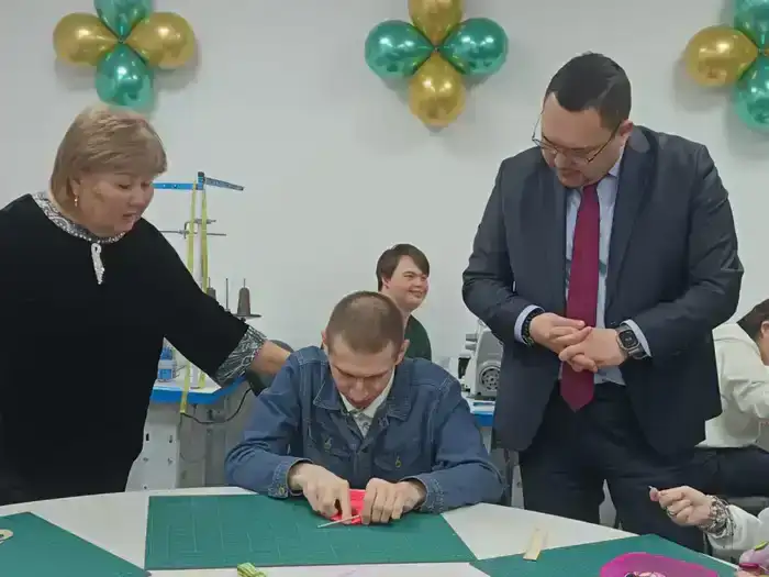 В Алматы открылась первая мастерская для профессиональной адаптации людей с особыми потребностями