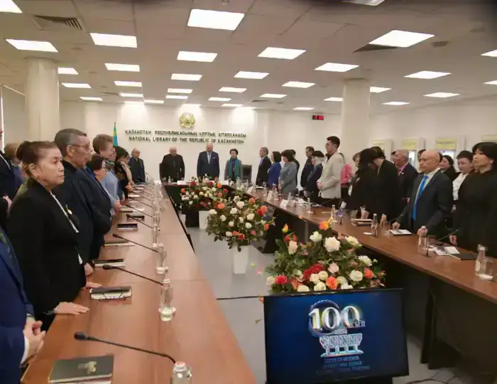 В Алматы прошла конференция, посвященная 100-летию Казахского национального театра имени Мухтара Ауэзова (4)