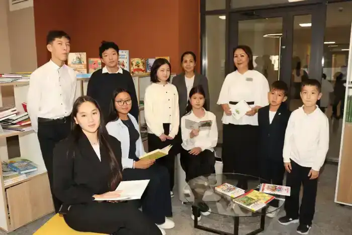 В общеобразовательной школе №109 города Астаны помогают школьникам разобраться с выбором будущей профессии. (2)