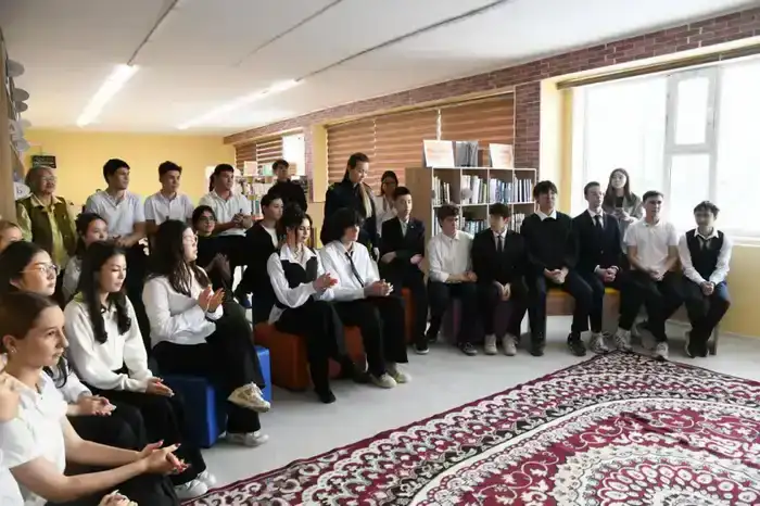 «Закон и порядок»: серию воспитательно-профилактических мероприятий проводят в столичной школе (3)