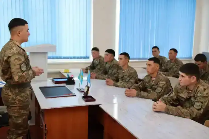 Солдат-полиглот из Национальной гвардии свободно говорит на семи языках (2)