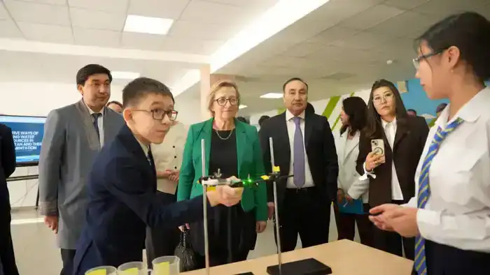 Более 150 тысяч школьников Астаны и Акмолинской области приняли участие в экочасе на тему водосбережения «Экономь воду – сохраняй будущее» (2)