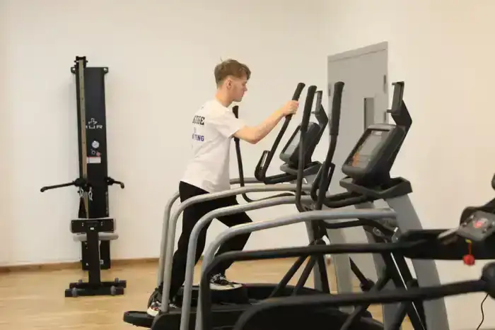 В Актобе открылся современный инклюзивный спортивный комплекс (10)