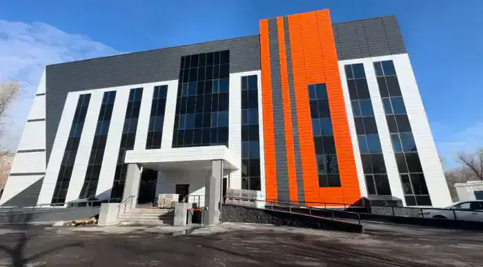 Развитие инфраструктуры в Карагандинской области: новые медицинские учреждения и модернизация аэропорта