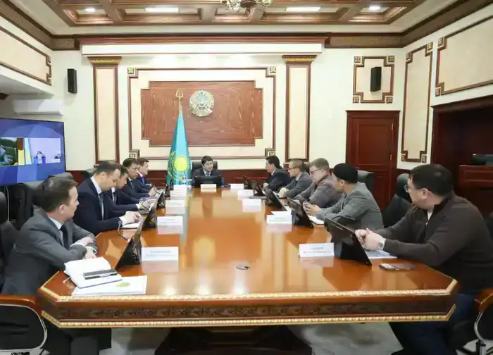 Аким Мангистауской области рассмотрел инвестиционные проекты в сфере энергетики для Жанаозена (4)