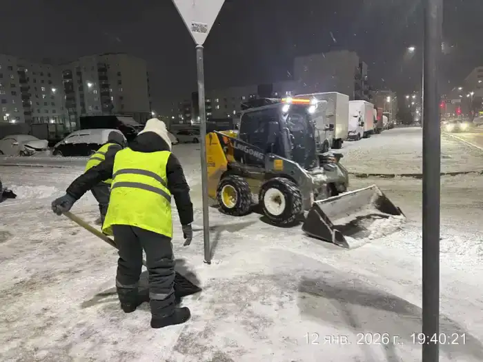 Почти 50 тысяч кубометров снега вывезли за день из Астаны (4)