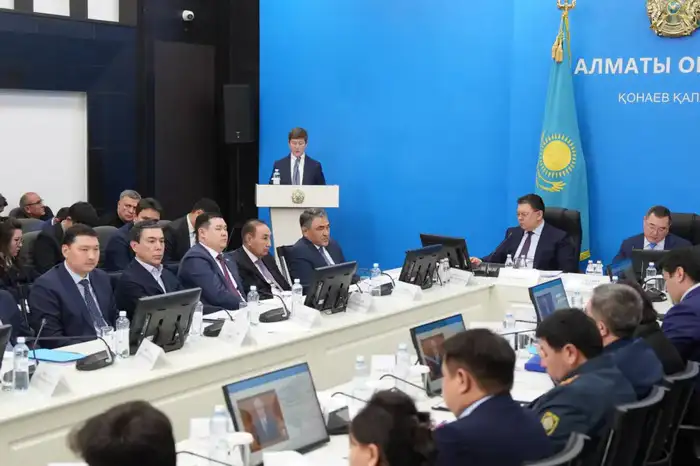 Сухие земли под контролем: Канат Бозумбаев о водосбережении и будущем сельского хозяйства в Алматинской области