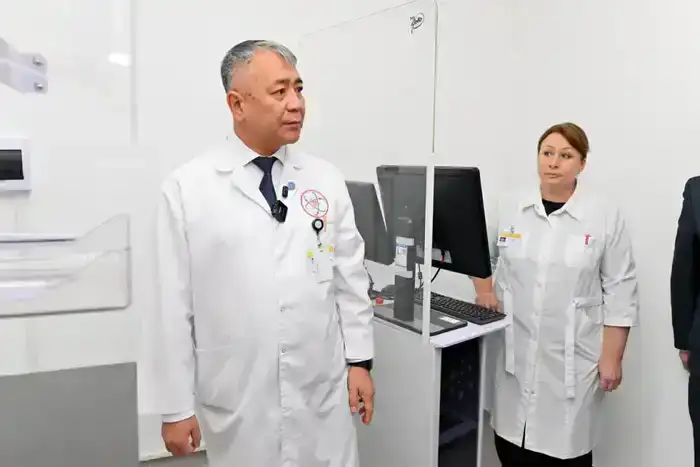 Центр ядерной медицины и онкологии в Семее оснащен современным медицинским оборудованием (8)