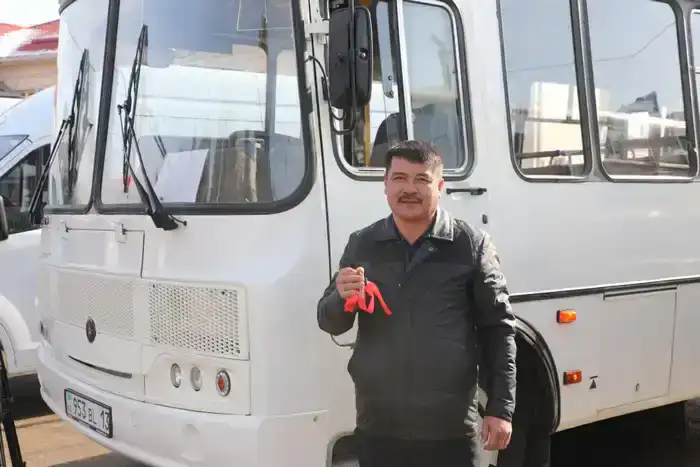 ТУРКЕСТАН: В САРЫАГАШСКОМ РАЙОНЕ ОБНОВЛЕН ПАРК ОБЩЕСТВЕННОГО ТРАНСПОРТА