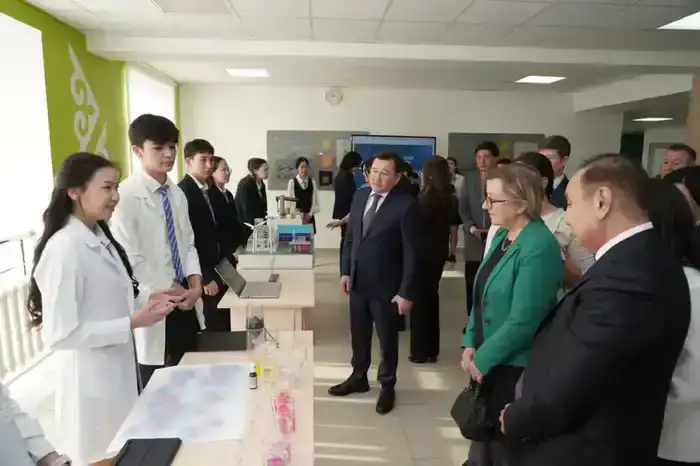 «Экономь воду – спаси будущее»: в Астане для школьников организован эко-час (8)