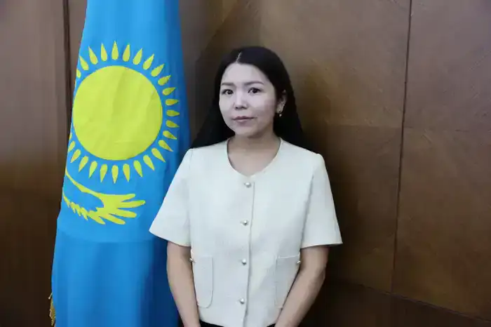 Член Президентского молодежного кадрового резерва Алмагуль Ануарбекова назначена на новую должность Шымкенте
