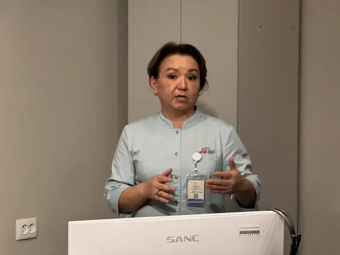 Министр здравоохранения Акмарал Альназарова ознакомилась с реализацией пилотного проекта по развитию телемедицины в Карагандинской области (2)