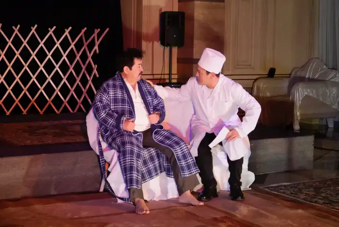 В области Жетісу академический драматический театр имени Бикен Римовой представил моноспектакль «Мұқағали» (6)