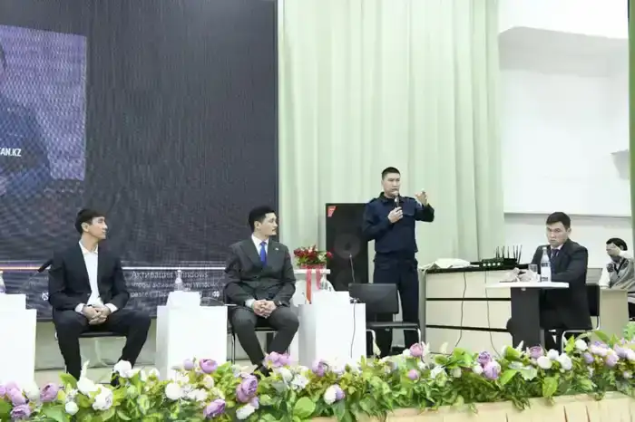 Слет отцов в Астане: обсуждение чести, ответственности и семейных ценностей