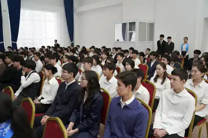 В Астане открыли «Клуб будущих прокуроров» для школьников (3)