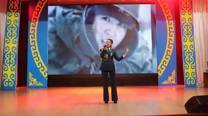 Министерство обороны проводит в южных регионах акцию «Біртұтас ел – біртұтас жер» для допризывной молодежи (6)