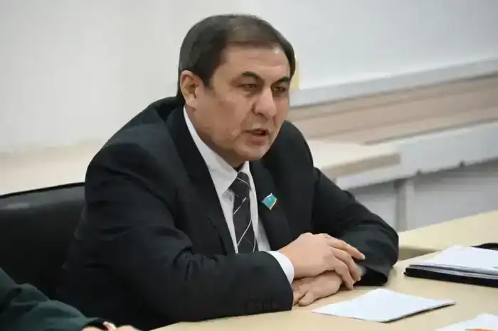 Дисциплина и быт: замминистра проверил войсковые части Карагандинского гарнизона (5)