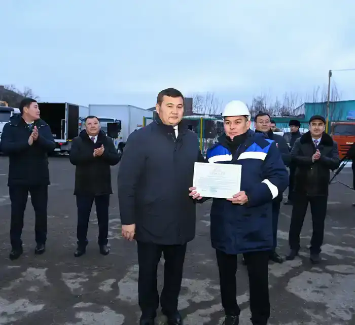 Глава региона поздравил работников коммунальной сферы (8)