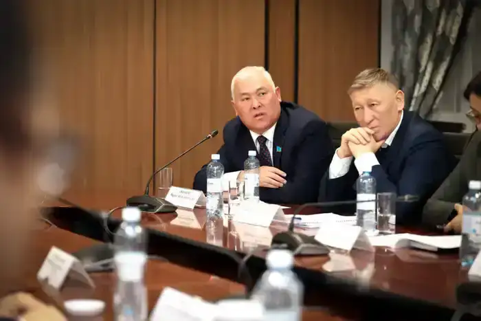 Мосты доверия: первое заседание Общественного совета по защите прав детей и вопросам образования