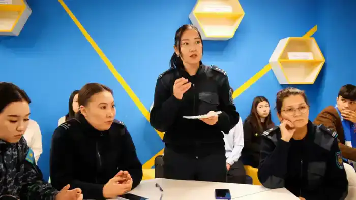 Интеллектуальную игру по обеспечению правопорядка провели среди столичных школьников (9)