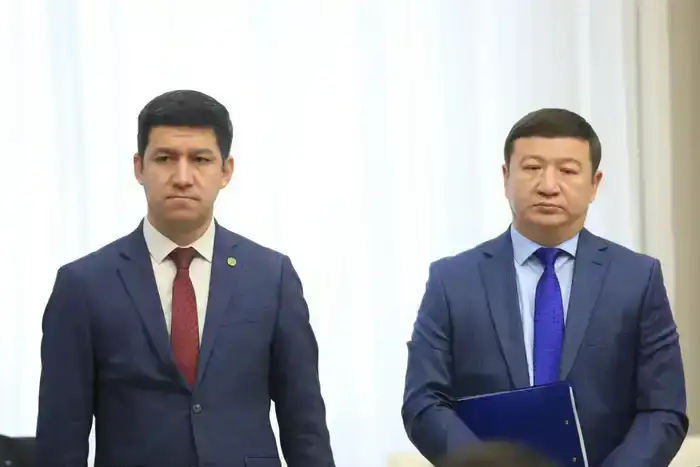 В Актюбинской области усилены меры по зимнему содержанию дорог (4)