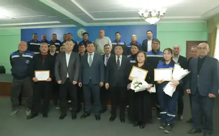 Награждены работники коммунальных учреждений (4)