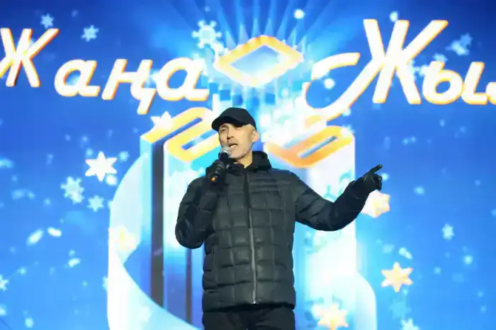 Туристы из Дубая отмечают доброжелательность казахстанцев на новогоднем шоу Алматы (8)