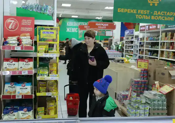 Ербол Карашукеев проверил цены в торговых сетях (5)